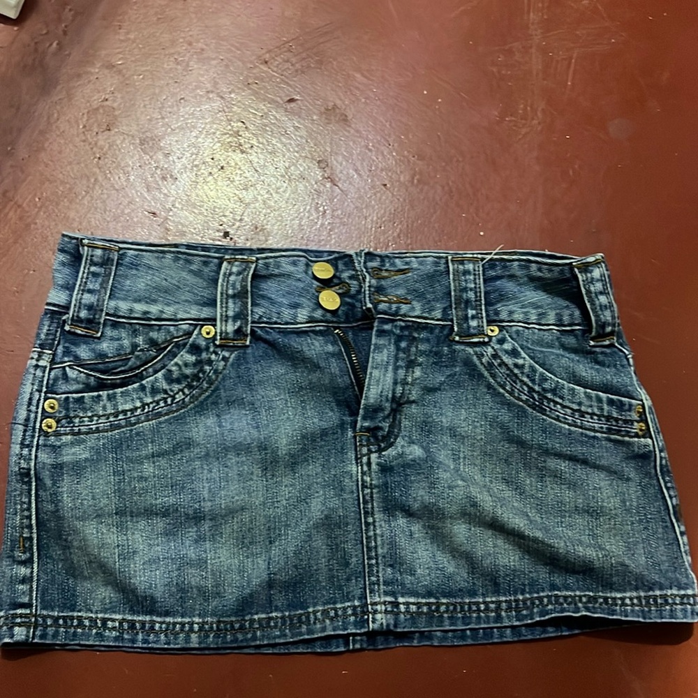 Bench jeans skirt used in good condition